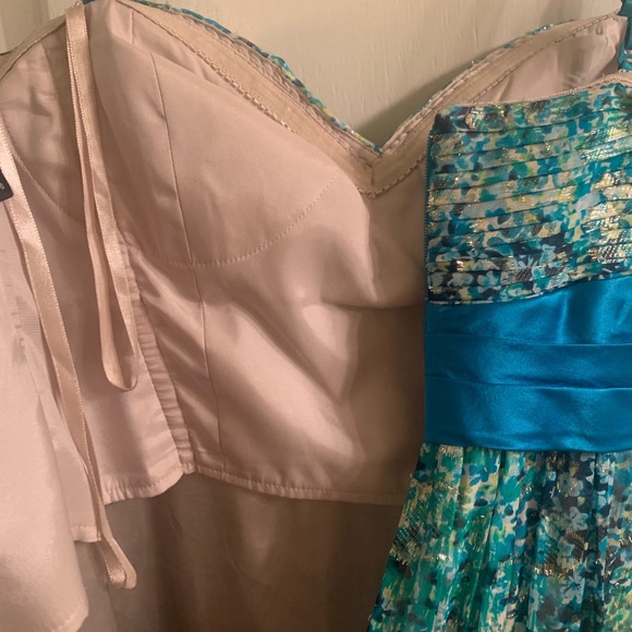 BCBG MAXAZRIA Dress - Picture 7 of 7